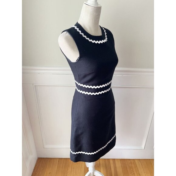 Hobbs London Melonie Ric Rac Trim Textured Sheath Dress 4 - Picture 3 of 7